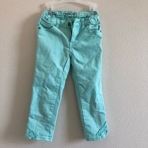 Teal Capris w/ Lace Corner Edge